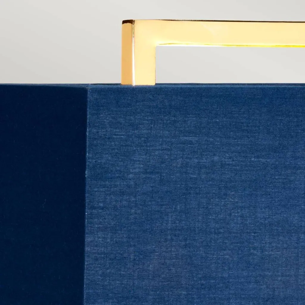 Lampe de table en tissu bleu marine Cross Elstead finition dorée E27