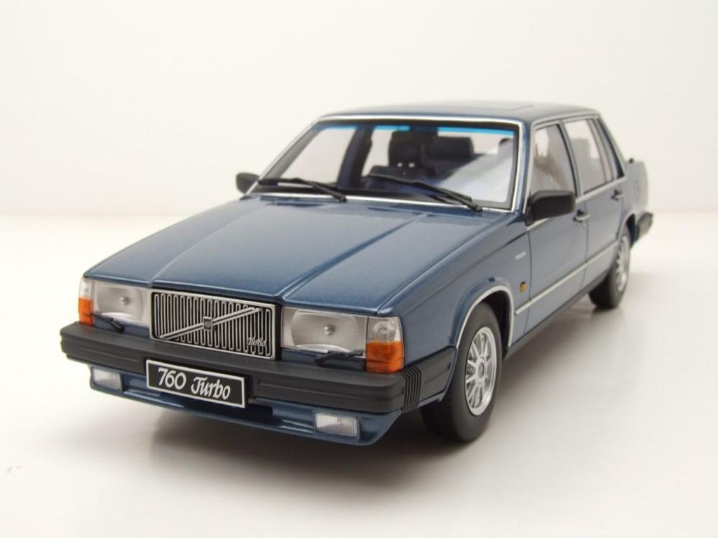 Triple9 1800532 Volvo 760 1985 modrá metalíza 1:18 Obrázek produktu 