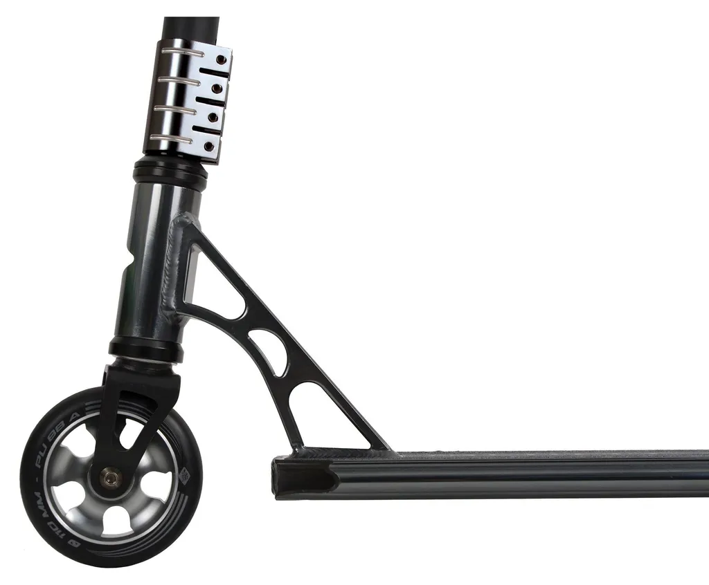 Fini les bruits de vibration : trottinette QUINT WHIP anthracite solide