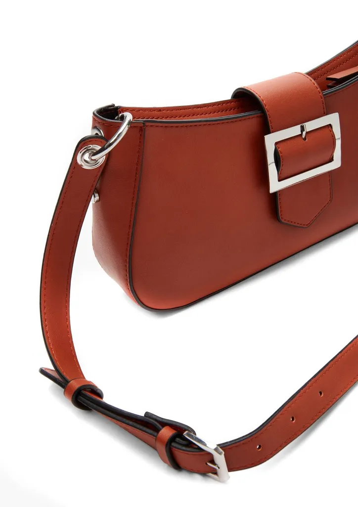 s.Oliver Borsa a Tracolla Cognac Marrone: Eleganza Quotidiana e Stile - 2