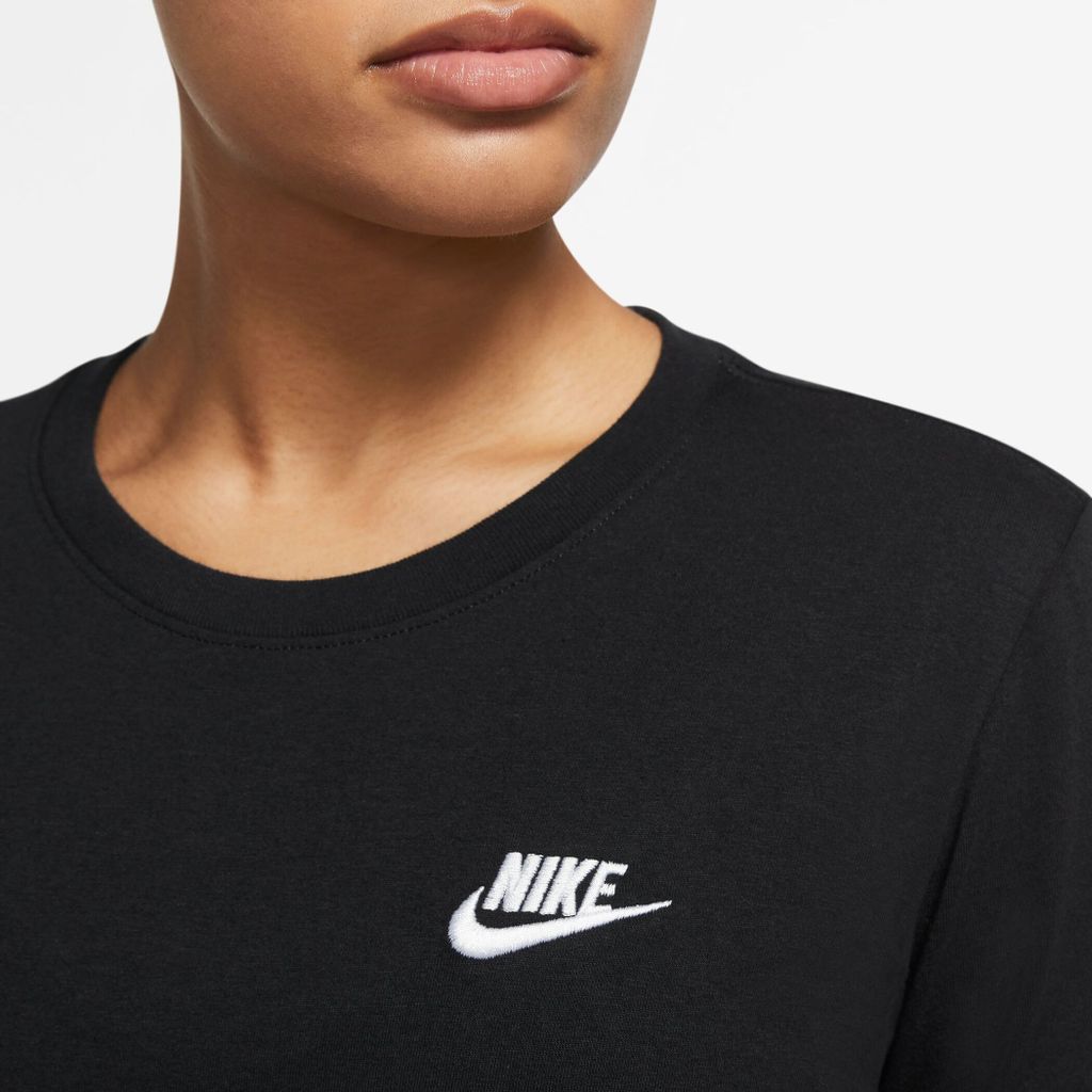 NIKE Sportswear Club Essentials T-Shirt Damen schwarz M Produktbild 9