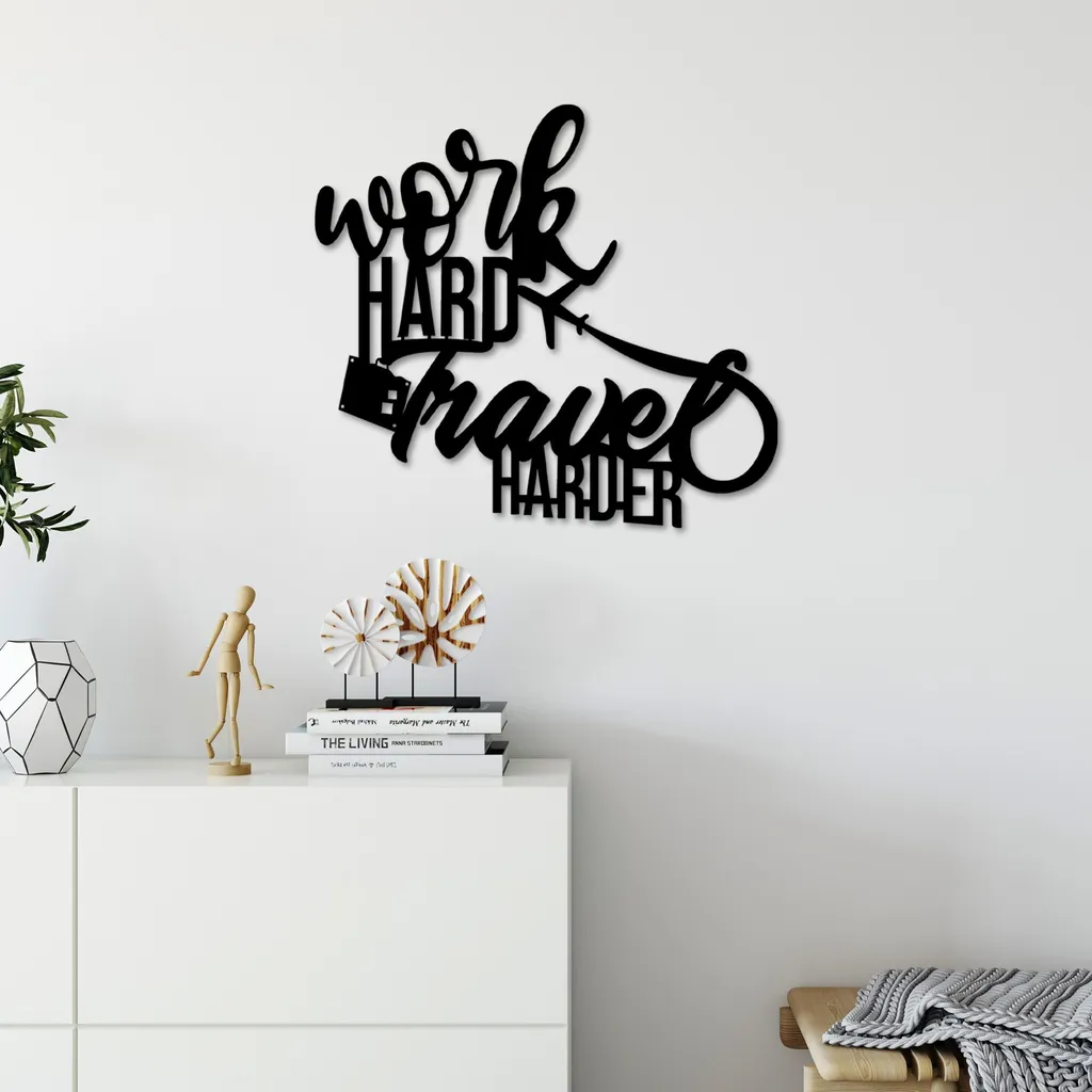 Wallity, Work Hard Travel Harder, Accessorio decorativo da parete in metallo, Nero, 100 % METALLO, 45 x 42 cm