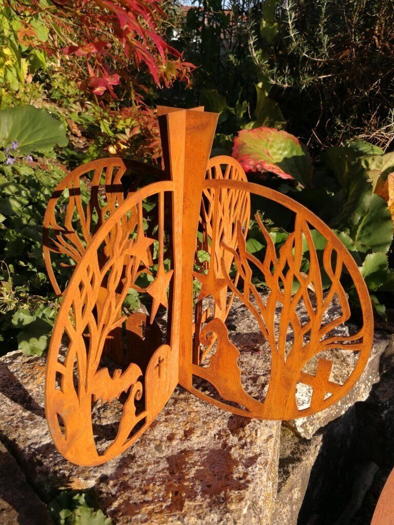 Edelrost Halloween Kürbis 3D, mit Friedhof