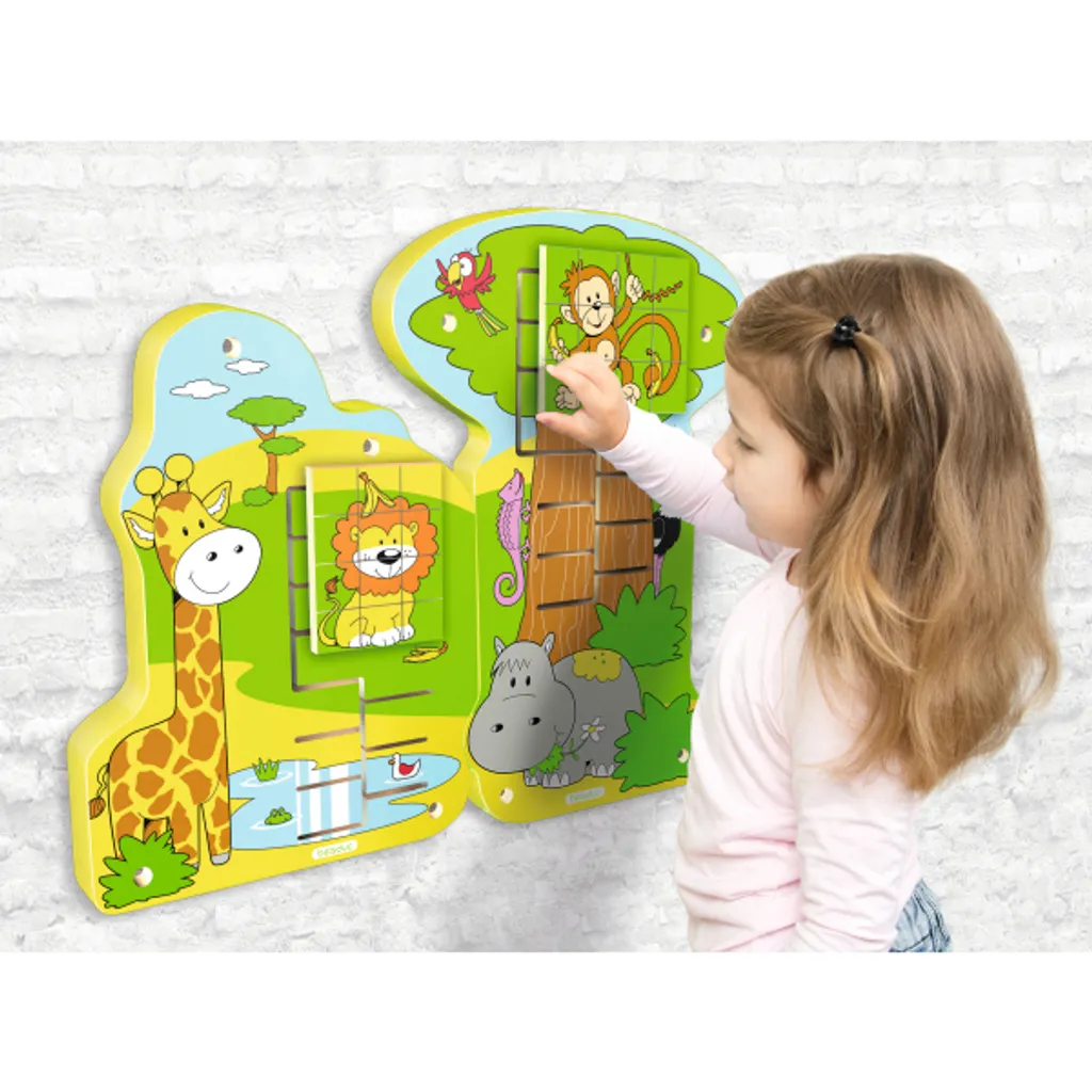 Panneau d'activité mural Lion en bois pour salle d'attente pro