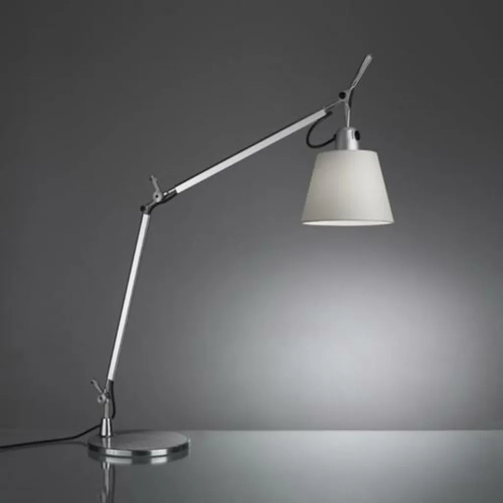 Luminaire de Bureau Design Tolomeo Basculante Satin Artemide 0947020A