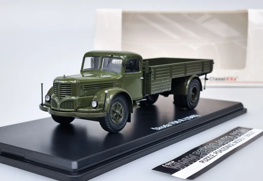 Camion Skoda 706 R Plateau 1946 Premium ClassiXXs 47127 Vert Foncé 1:43