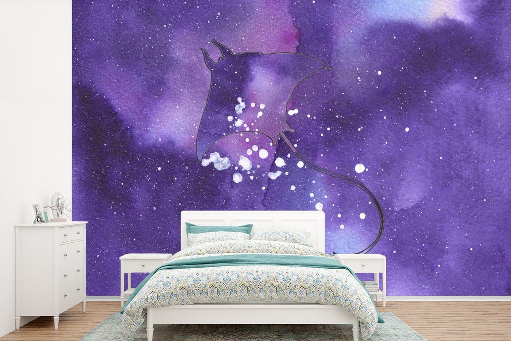 MuchoWow Fototapete für Wohnzimmer oder Schlafzimmer Wandtapete Vinyl Motivtapete Manta - Weltraum - Lila - 525x350 cm - Das Hintergrundbild