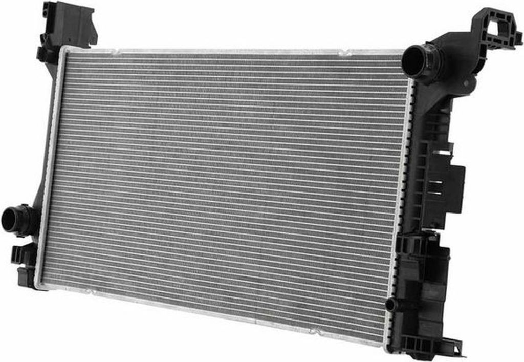 Kühler Motorkühlung Kühlrippen gelötet 655 - 335 mm HELLA für u.a. VOLVO XC60