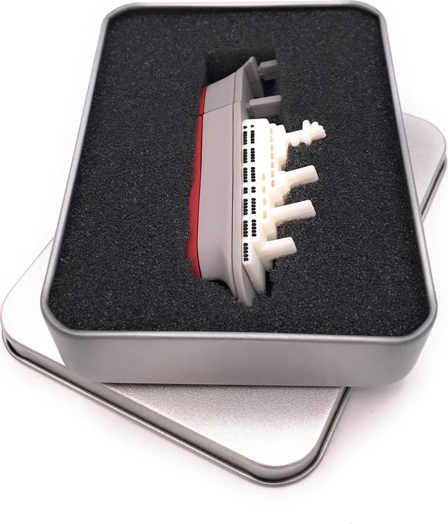 Chiavetta USB Nave Onwomania 16GB 3.0 | Supporto Dati Divertente con Box