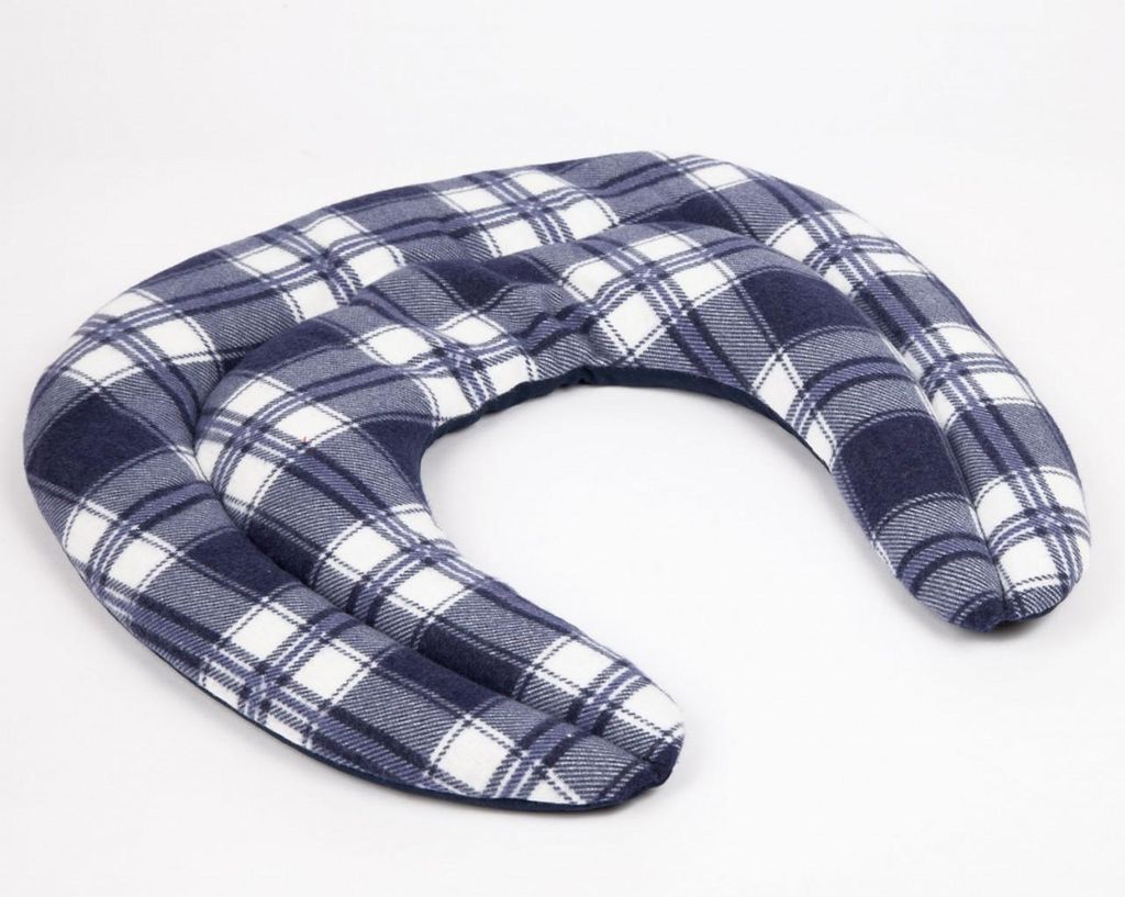 Bio-Dinkel Nackenhörnchen mit Kammern Flanell karo-blau - Nackenkissen - Körnerkissen - Wärmekissen