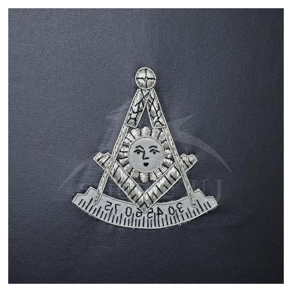 Schürzenkoffer für Freimaurer Past Master schwarz Kunstleder - handbestickt (silbernes Emblem), Provinzgröße