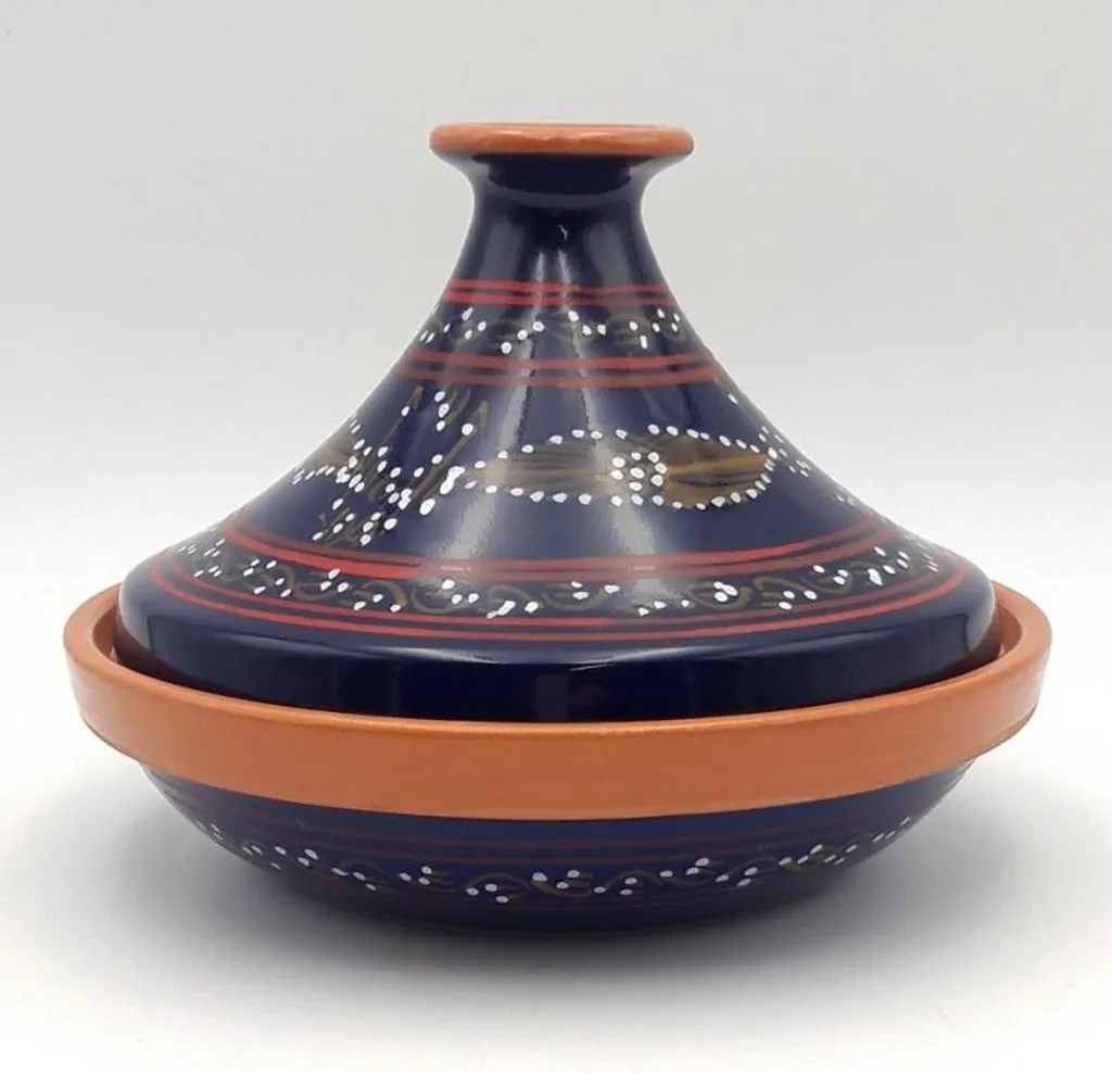 Tajine Artigianale Blu Notte 22 cm: L'Essenza del Marocco in Cucina