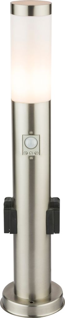 A product shot of an outdoor lamp.