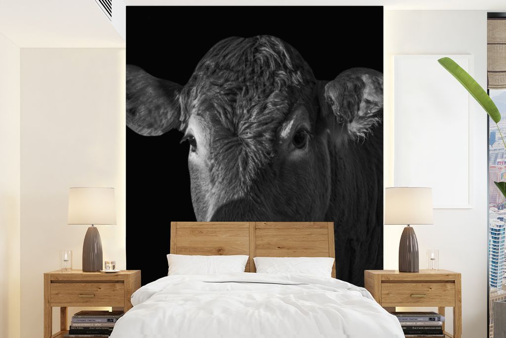 MuchoWow Fototapete für Wohnzimmer oder Schlafzimmer Wandtapete Vinyl Motivtapete Kuh - Tiere - Schwarz - Weiß - Porträt - 165x220 cm - Wandde...