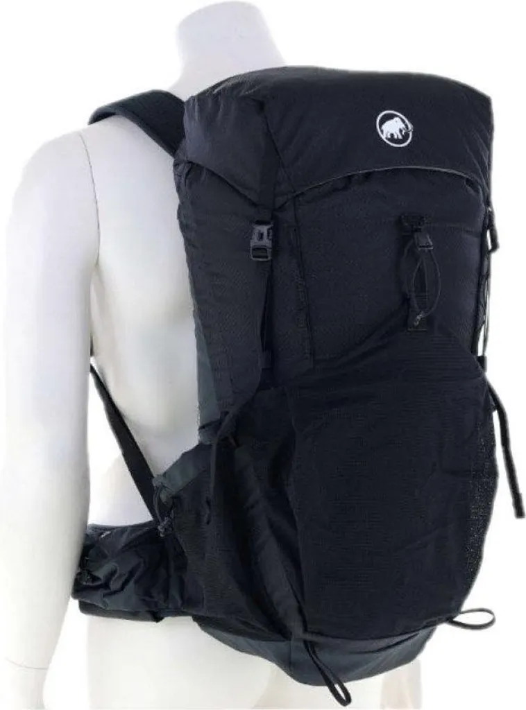 Sac à dos de randonnée 26l Mammut Ducan noir idéal pour vos sorties à la journée