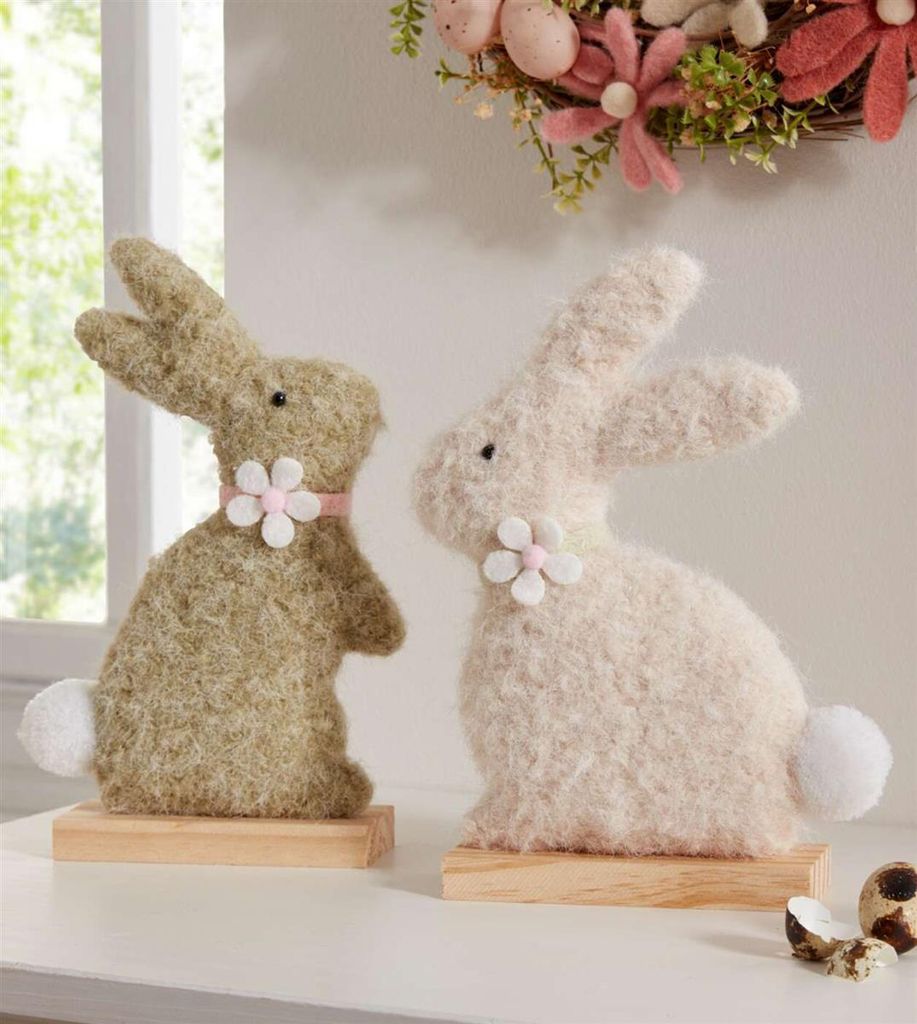 2x Dekofigur "Häschen" aus Filz, Osterhase aus recyceltem PET, 23 cm hoch, Osterdeko, Osterfigur