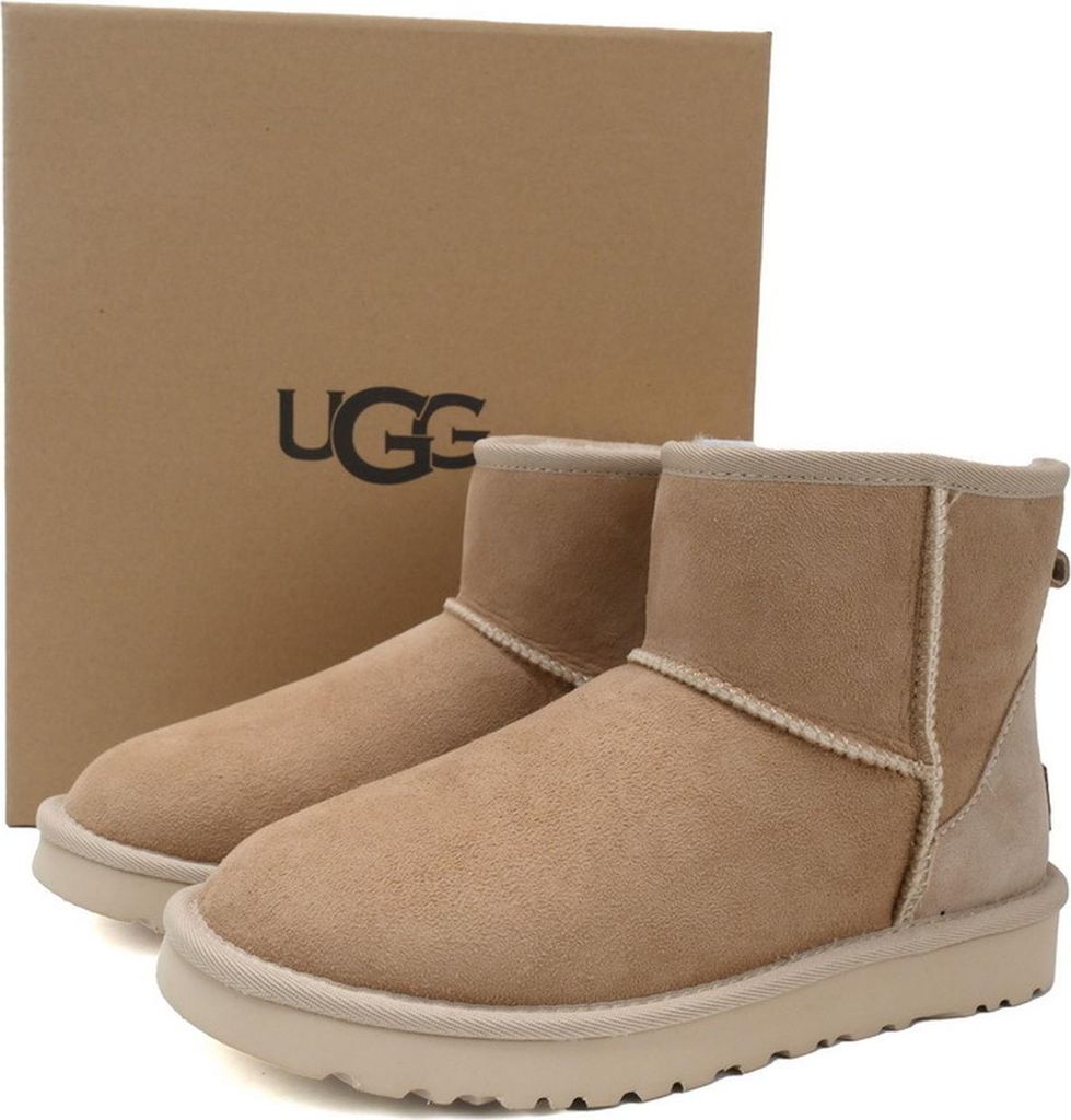UGG Classic Mini in Khaki EUR 35