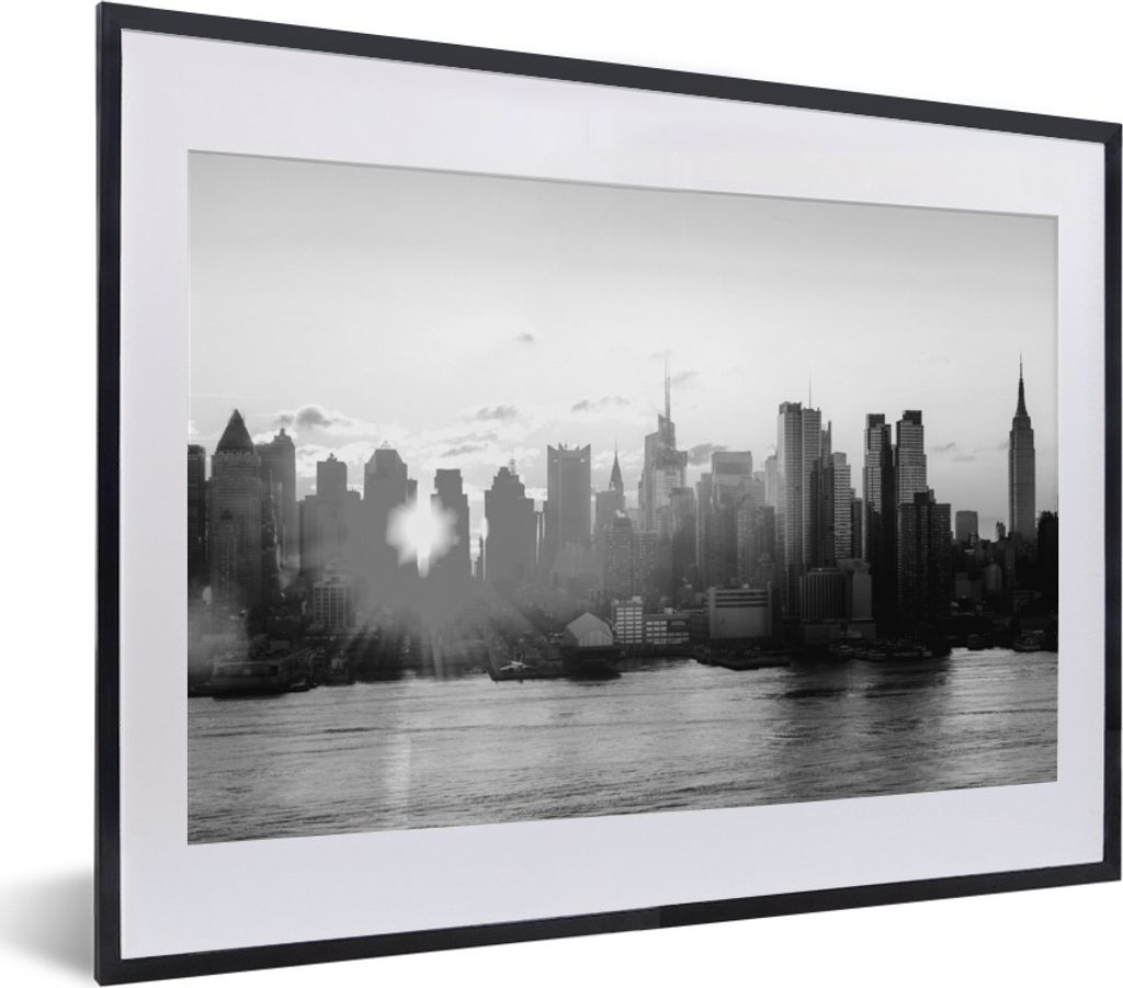 MuchoWow® Gerahmtes Poster Die Skyline von New York bei Produktbild 