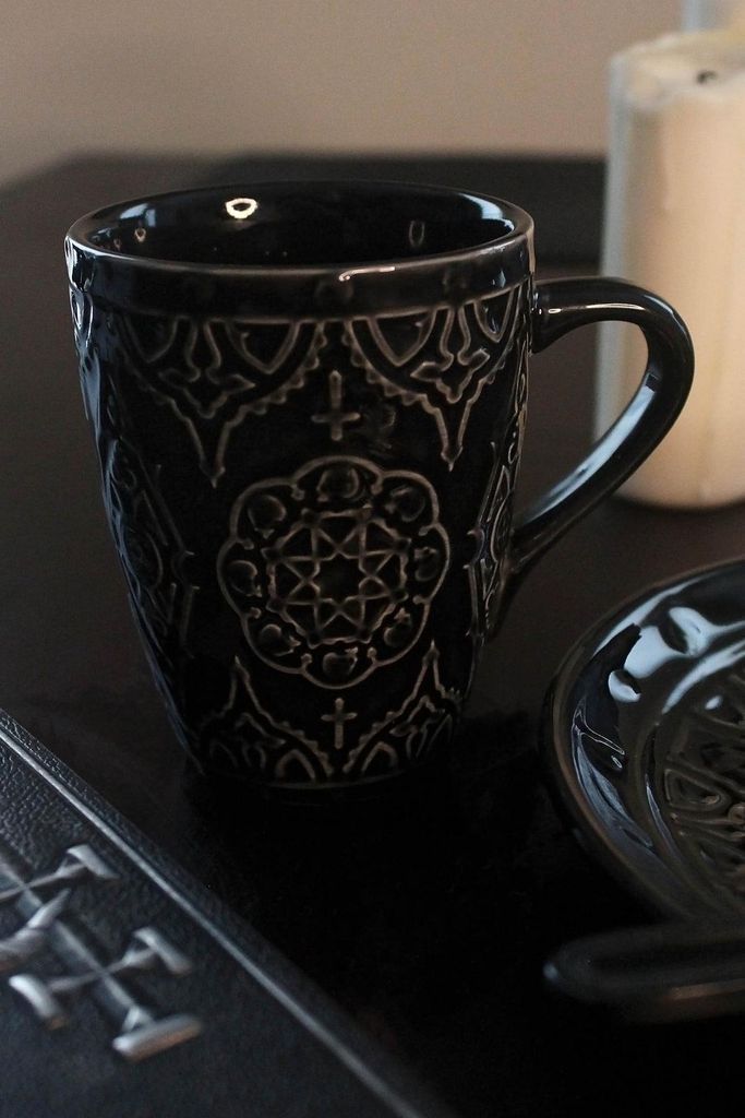 KILLSTAR Tasse - Isolade Mug