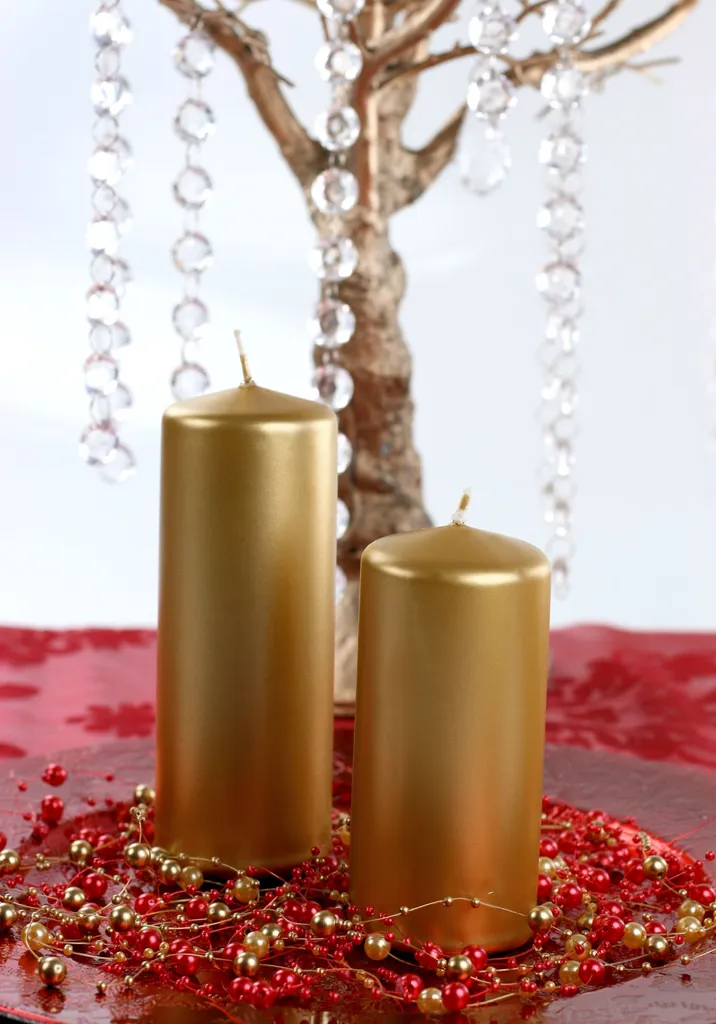 Papstar 6 Candele A Colonna Giallo Oro – Diametro 60 Mm, Altezza 115 Mm, Durata 24 Ore – Paraffina, Per Centrotavola E Decorazioni - 6