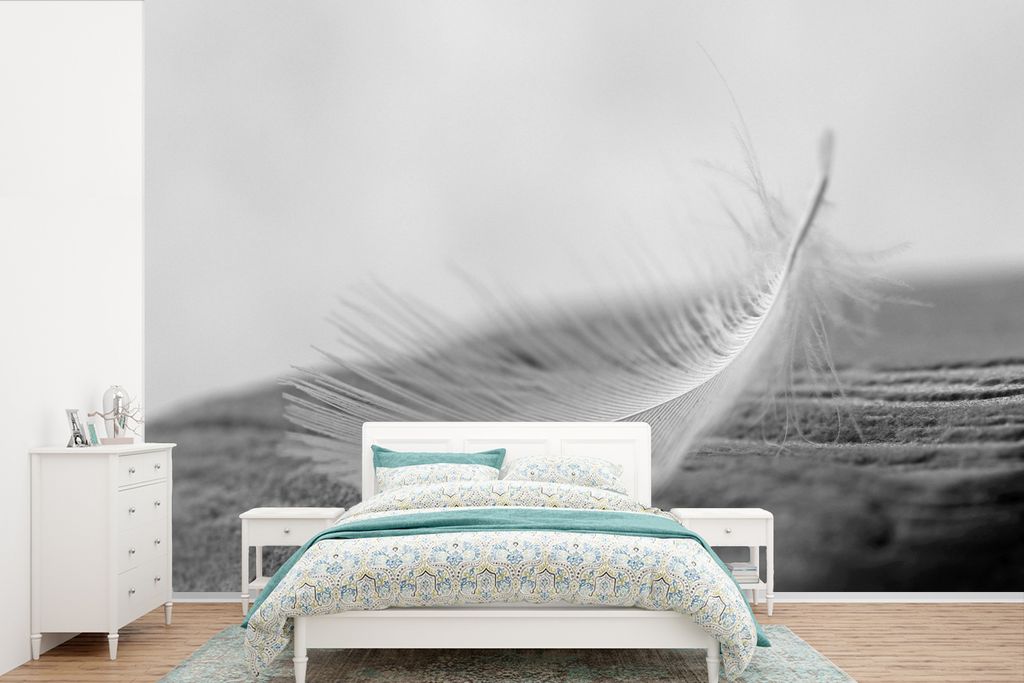 MuchoWow Fototapete für Wohnzimmer oder Schlafzimmer Wandtapete Vinyl Motivtapete Nahaufnahme einer wirbelnden Feder - 360x240 cm - Vinyl-Tapete