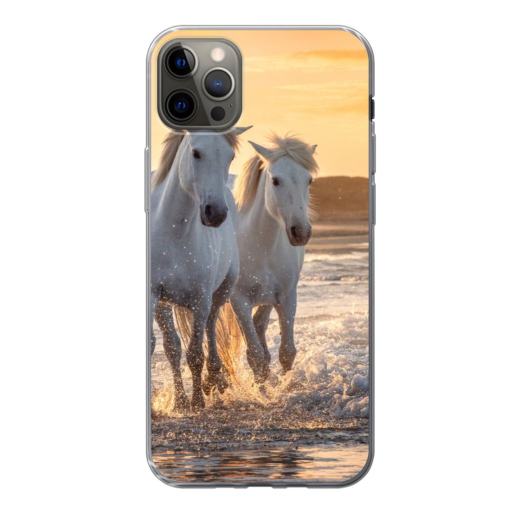 MuchoWow Handyhülle Schutzhülle Hülle für iPhone 12 Pro Max Pferde - Wasser - Strand - Tiere Silikon Softcase Handy Hülle - Hartschale