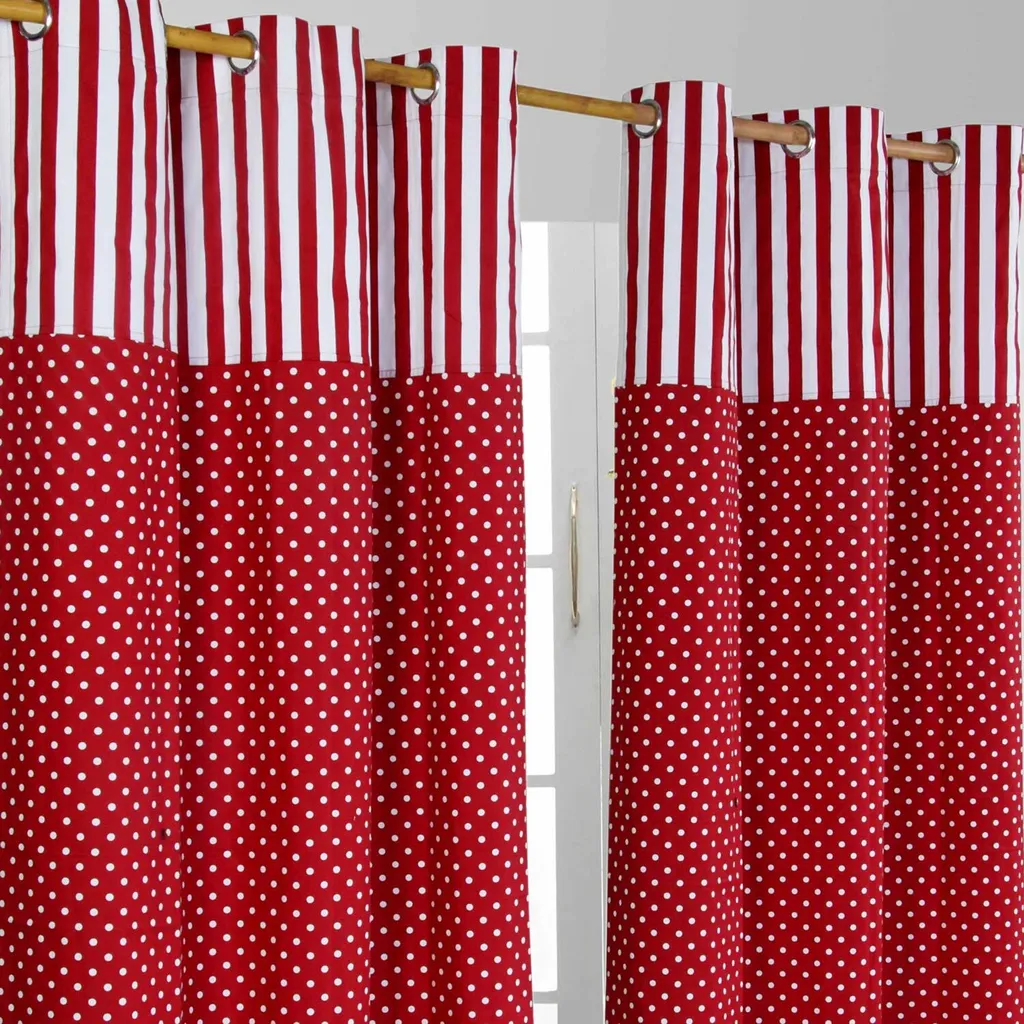Tessuto di cotone rosso rubino | Ideale per cucito e decorazione