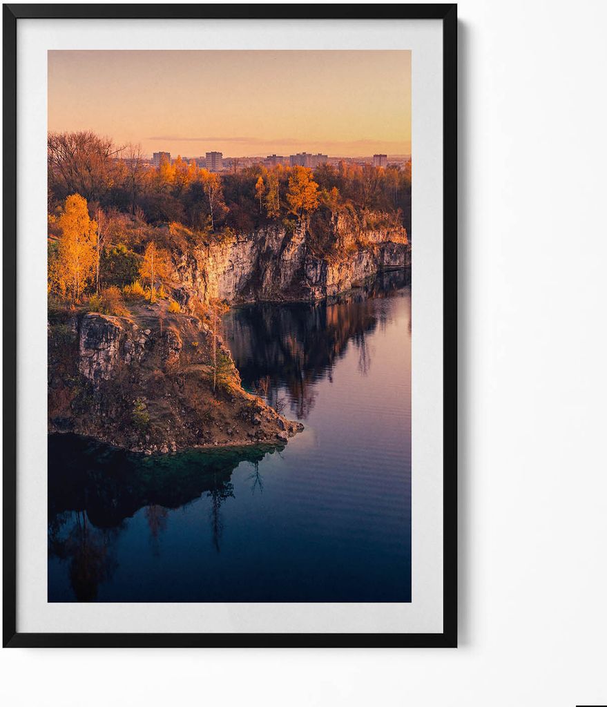 Krakauer Zakrzówek-See im Herbst– Wandbild mit Rahmen – Gerahmtes Bild – Wanddekoration – 70x100 cm – Schwarz Rahmen