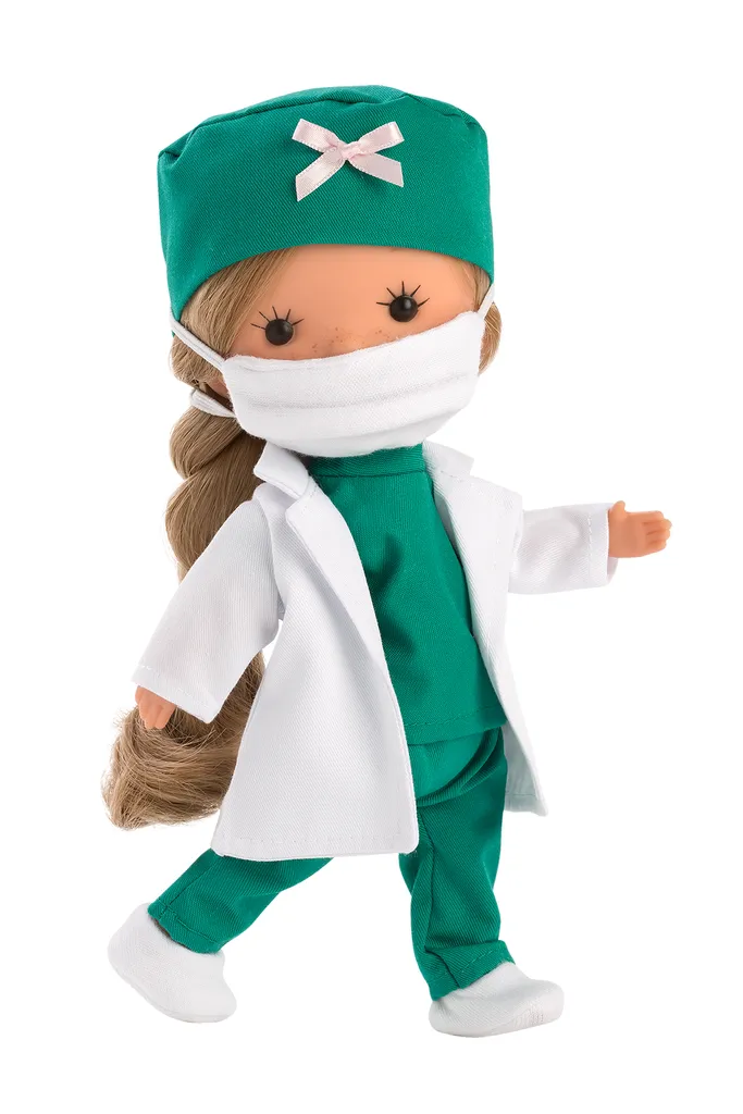 Poupée Miss Minis Doctor 26cm : Le jouet idéal pour ne plus avoir peur
