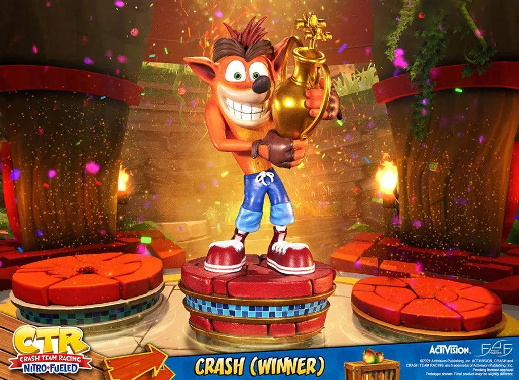 Décoration Gaming Statue Crash Team Racing Winner 46 cm pour Setup Gamer