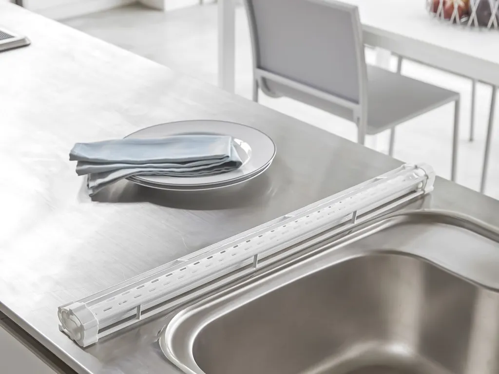 Petit Égouttoir à Vaisselle pour Studios et Kitchenettes - Blanc 42cm - 9