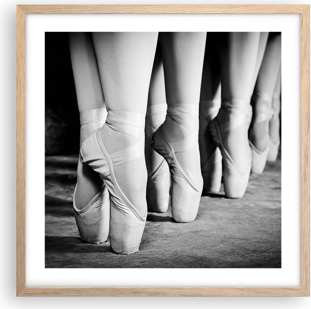 Gerahmtes Poster - Rahmen in heller Eiche - Ballettschuhe Füße Tanz - 50x50 cm - Wand Bild - Wanddeko - Wandbilder - Wandposter - Bilderrahmen - ...