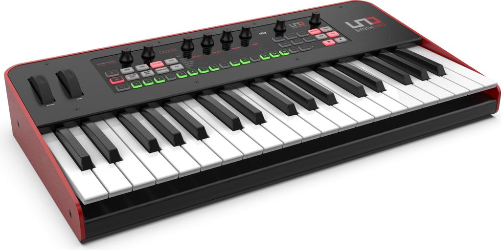 IK Multimedia - Sintetizador UNO Synth Pro