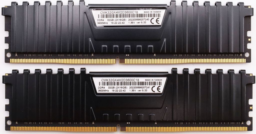 Corsair Vengeance LPX schwarz DIMM Kit 32GB, DDR4-3600 RAM