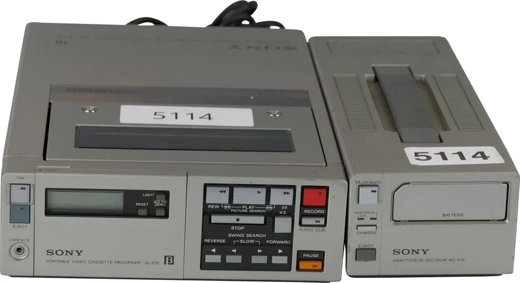 Lecteur Betamax Sony SL-F1e avec Alimentation AC-F1 pour Vidéo PAL