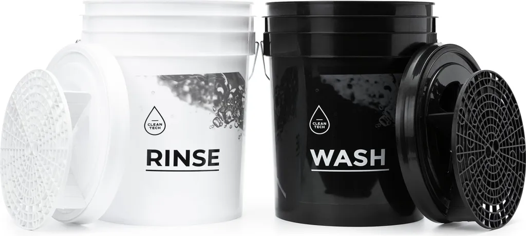 CLEANTECH CO Set 6 pezzi, 2x secchio per il lavaggio dell'auto con manico in metallo 20L, 2x filtro per lo sporco, 2x coperchio del secchio, bianco, nero, preparazione dell'auto, accessori auto, automobili