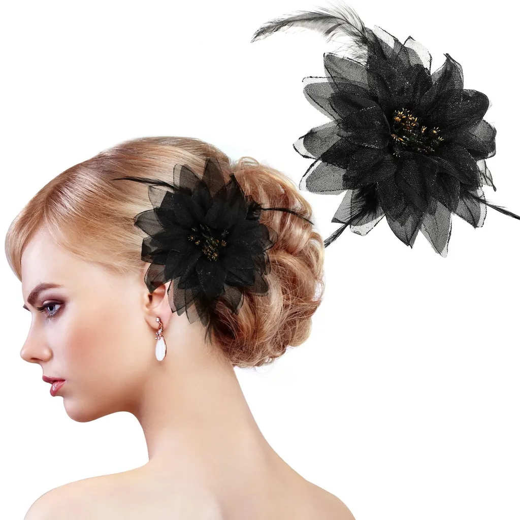 Fascinateur à plumes et barrettes fleuries pour coiffure de cérémonie