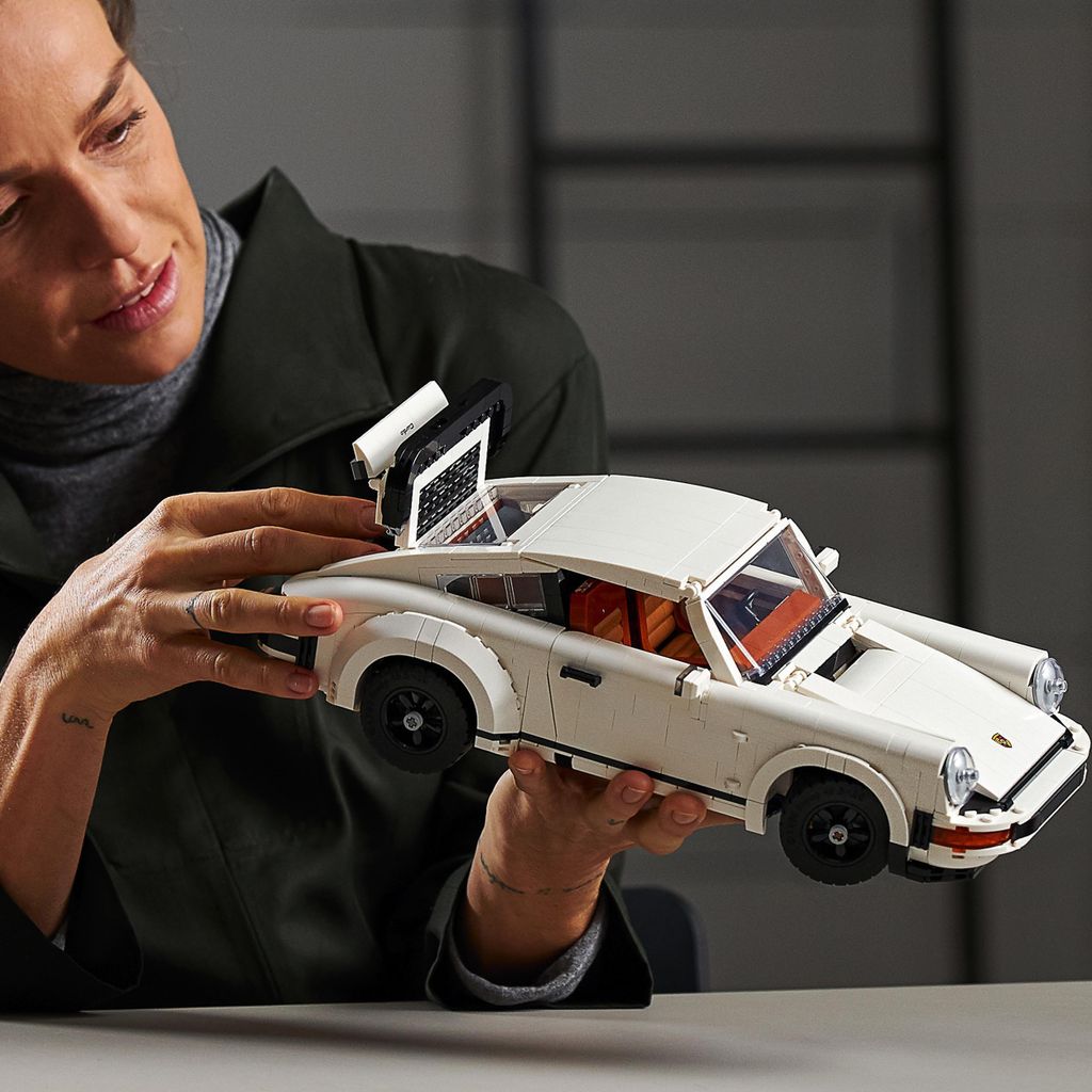 LEGO Icons Porsche 911 Modellauto für Erwachsene, Rennauto Produktbild 8