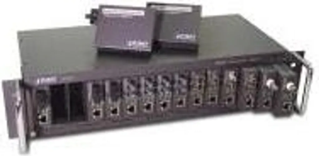 Rack de conversion pour convertisseur de média PLANET 15 slots 19" - 3
