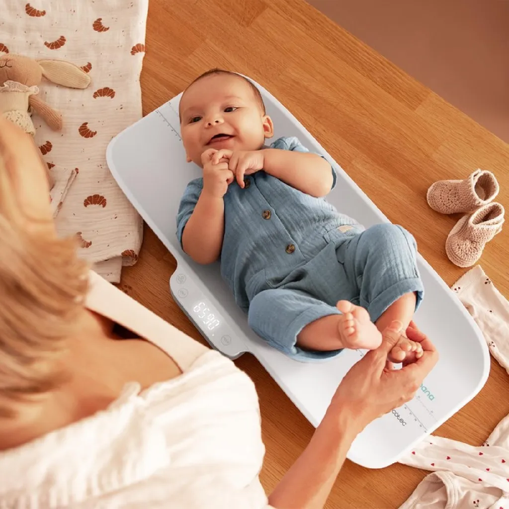 Pèse-bébé stable Cecotec pour peser un nourrisson agité sans erreur - 2