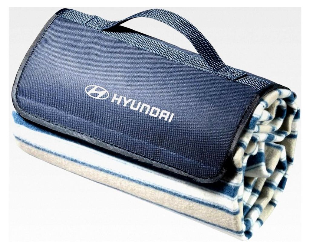 Picknickdecke 150x135cm mit Hyundai Logo, blau/beige