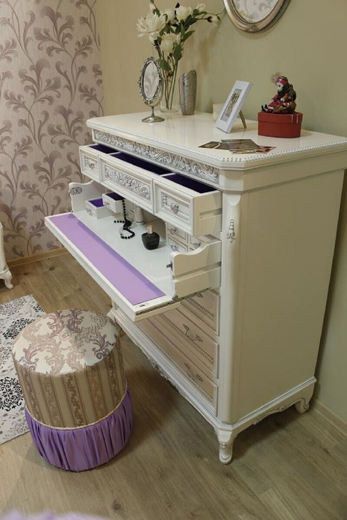 Casa Padrino Luxus Barock Kommode Weiß / Grau / Lila / Silber - Prunkvolle Barockstil Schlafzimmer Kommode - Luxus Schlafzimmer Möbel im Barockst...