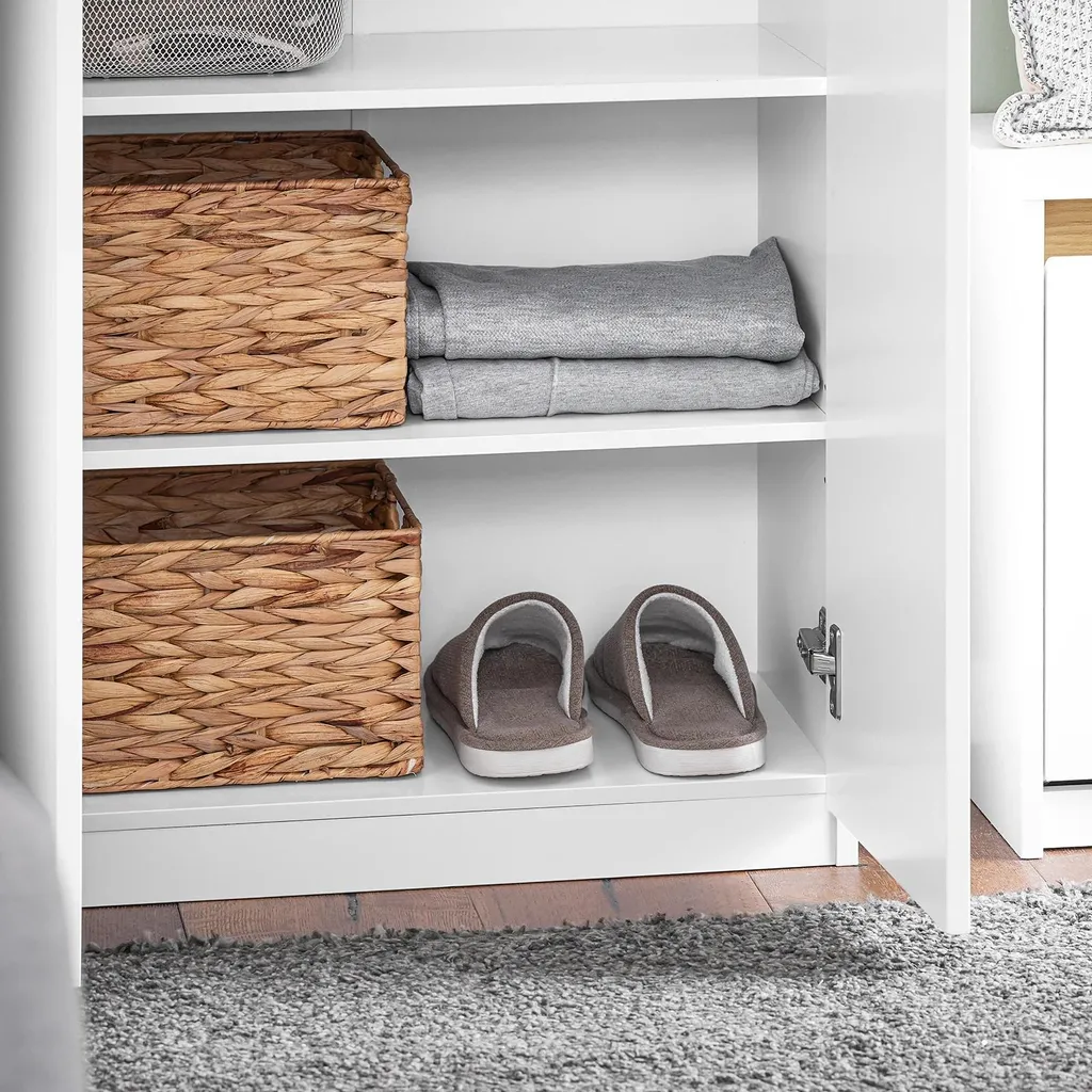 Armoire multifonctionnelle pour optimiser le rangement du bureau