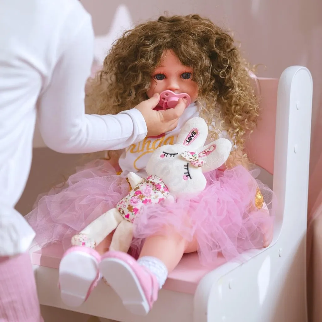 Raquel Poupée espagnole interactive WOOPIE ROYAL avec tenue de luxe