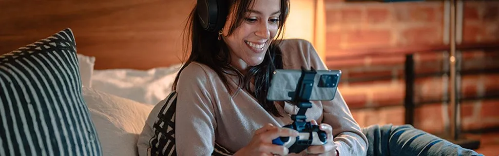 Offerta Controller Xbox Wireless Blu e Bianco - Joystick PC e Mobile - 27
