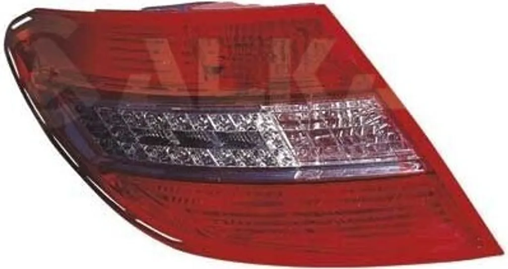 Remplacer votre feu arrière gauche Mercedes Classe C W204 avec ALKAR 2221561