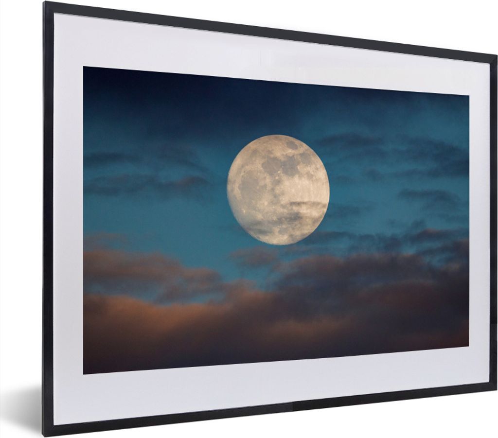 MuchoWow MuchoWow Gerahmtes Poster Mond - Wolken - Nacht 40x30 cm - Poster mit zchwarzem Bilderrahmen - Bilderrahmen - Poster im Rahmen