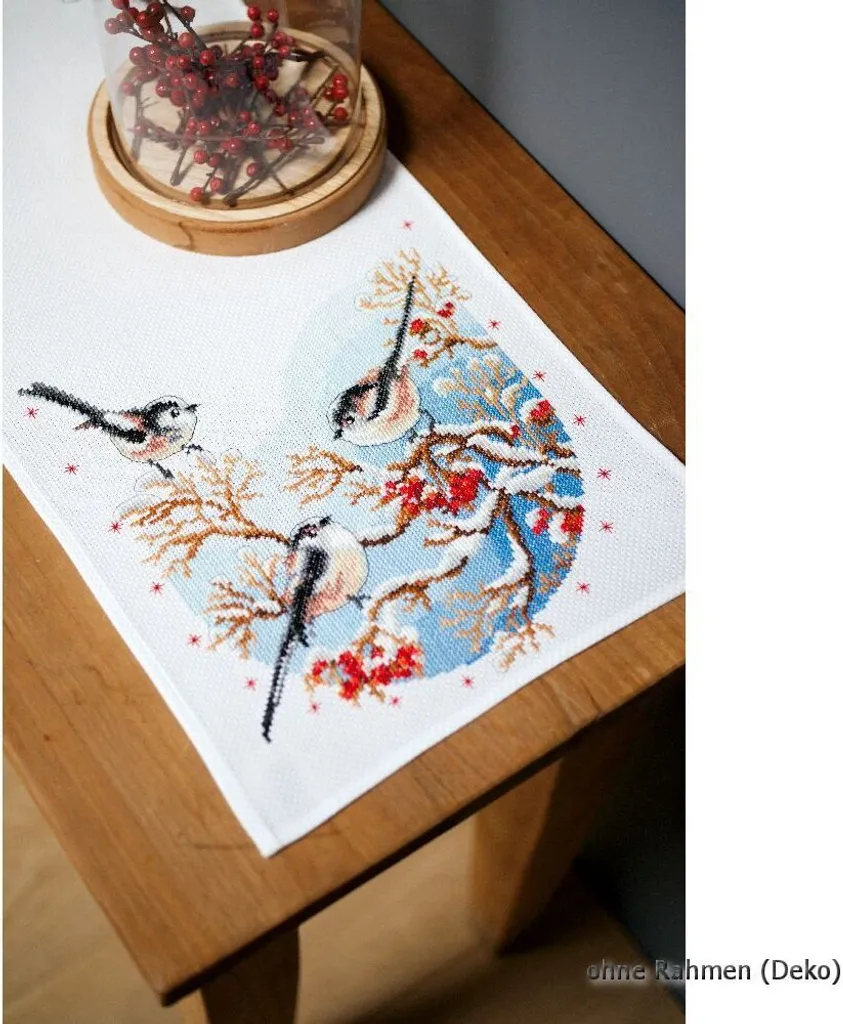 Vervaco Aida Chemin de table Mésange à queue & baies - Kit broderie 40x100