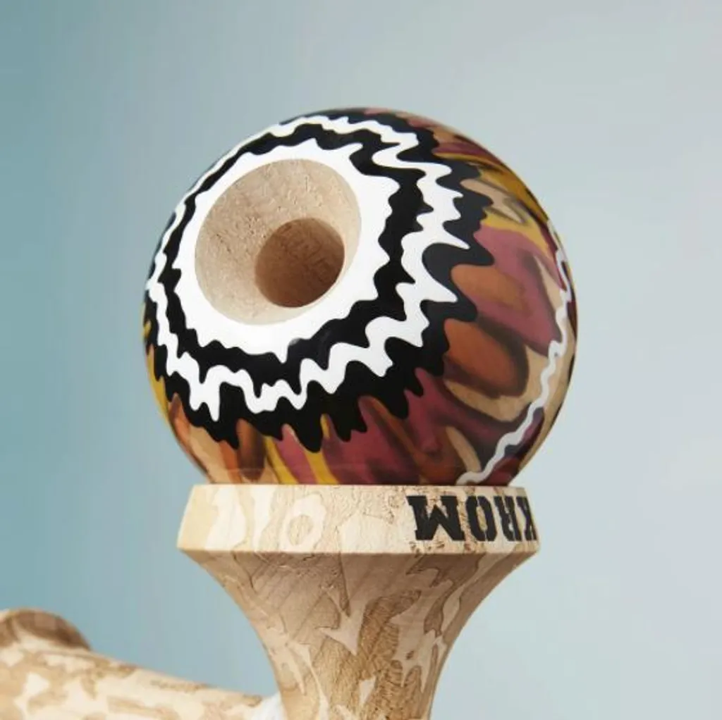 Kendama Krom Apex Naked Plasticity en Érable - Finition Grip Haute Qualité
