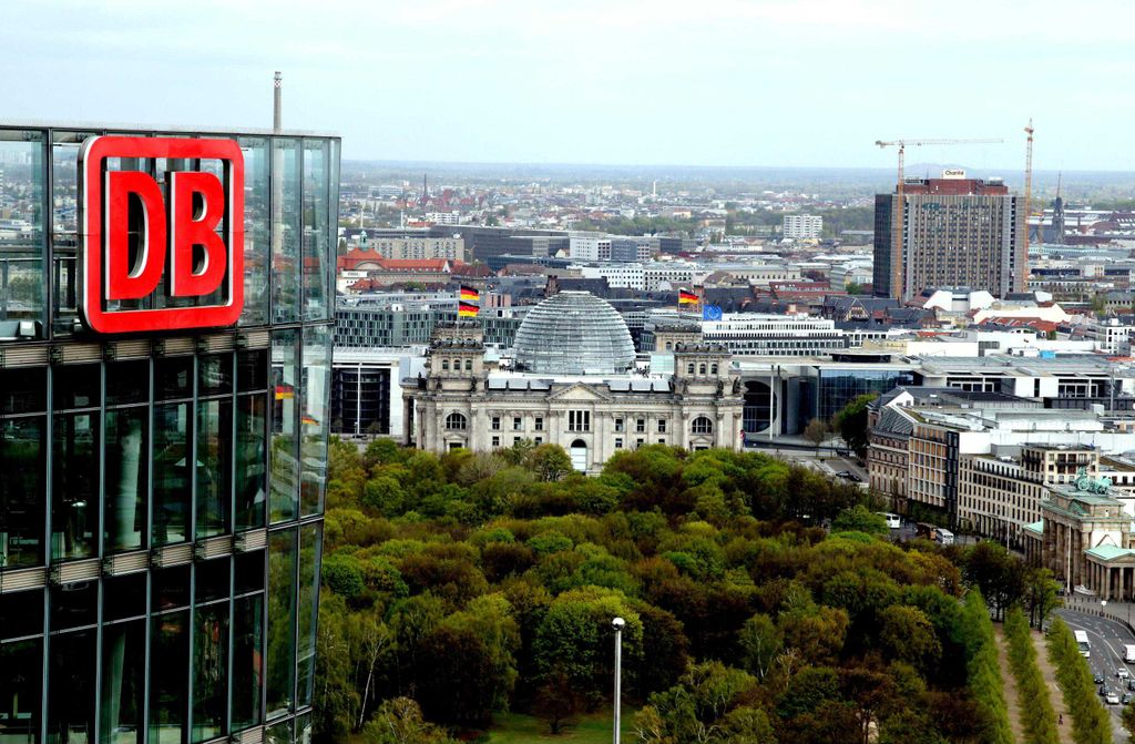 hansepuzzle 12607 - Berlin Skyline Puzzle, 500 Teile, Orte, 46,0 x 30,0cm mit hochwertiger Aufbewahrung, Kartonbox und wiederverschließbarem Beutel